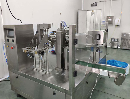 大型包裝機械生產線延伸醬料食品長久周期性